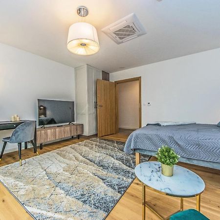 Bh Properties, Apartamenty Teatr Wybrzeze Srodmiescie Gdańsk Extérieur photo