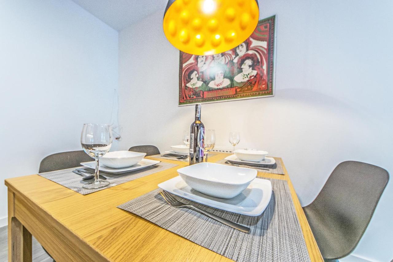 Bh Properties, Apartamenty Teatr Wybrzeze Srodmiescie Gdańsk Extérieur photo